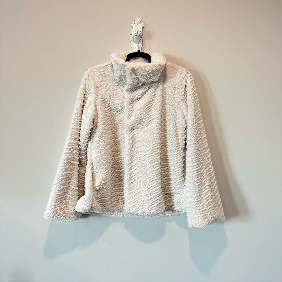 Patagonia Pelage Fleece Jacket - Picture 4 of 9